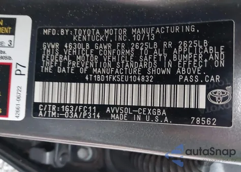 2014 Toyota Camry Hybrid Xle z USA, uszkodzony, nr VIN 4T1BD1FK5EU104832